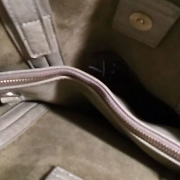 DBK Green Tote Bag - Picture 10 of 12